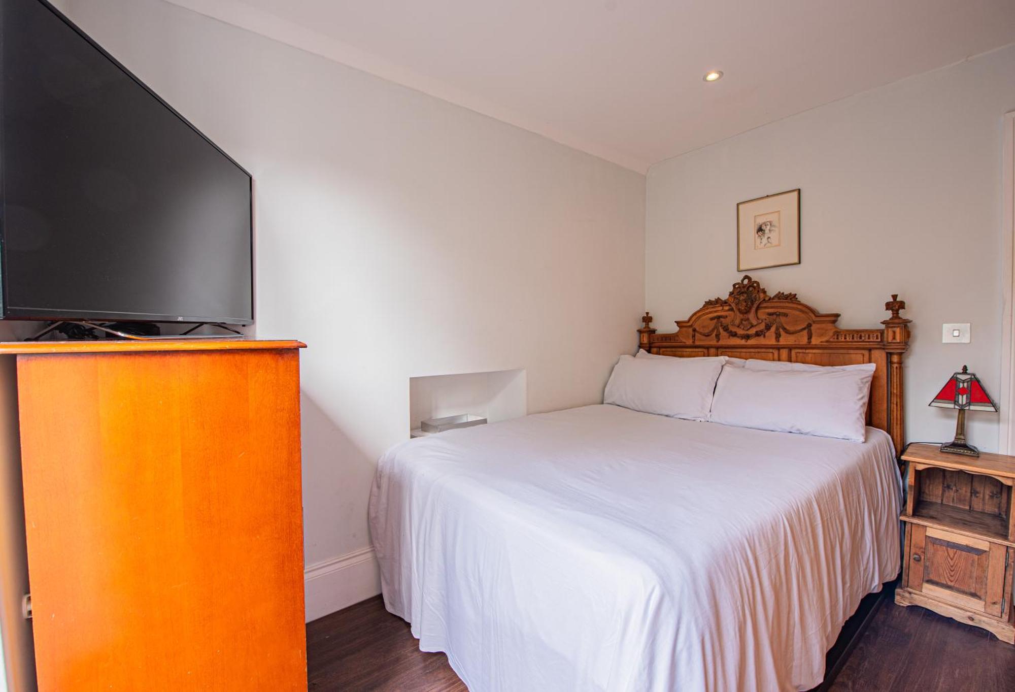 Stylish 1-Bed Flat In Soho - Prime Central London Exterior photo